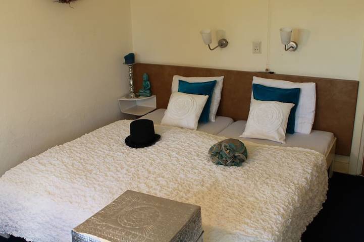 Location de vacances pour 23 personnes, avec jardin, animaux acceptés dans Epen - 2