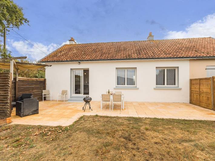 Gîte pour 5 personnes, avec Terrasse et Jardin à Frossay