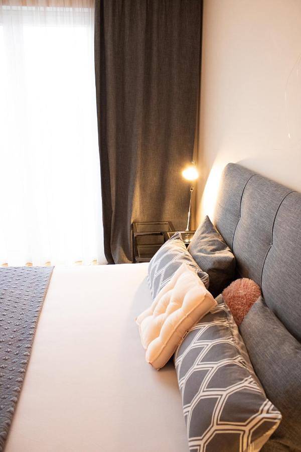 Entire apartment, Three-Bedroom Apartment with View in Frankfurt am Main, South Hesse