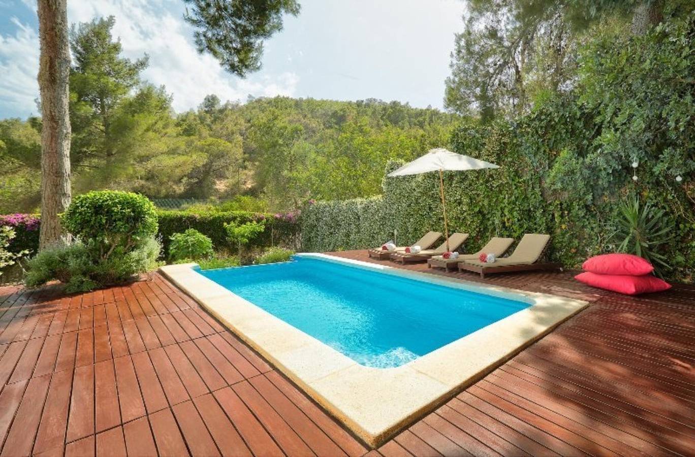 Villa 'Dorada' with Sea Views, Wi-Fi and Air Conditioning in Ibiza (Municipality), South Ibiza