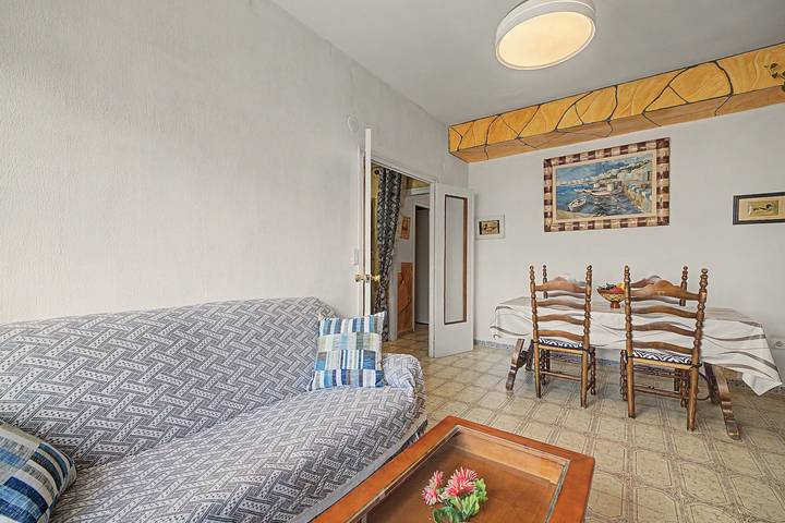Entire apartment, Apartment 'Lo Raco Del Delta' with Private Terrace, Wi-Fi and Air Conditioning in Sant Jaume d'Enveja, Delta de l'Ebre