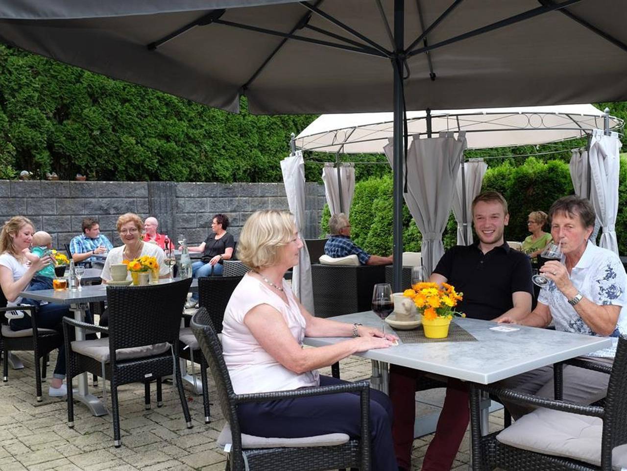 Ganze Ferienwohnung, Landgasthaus u. Ferienhof Hoffmann in Kruchten, Eifelkreis Bitburg-Prüm