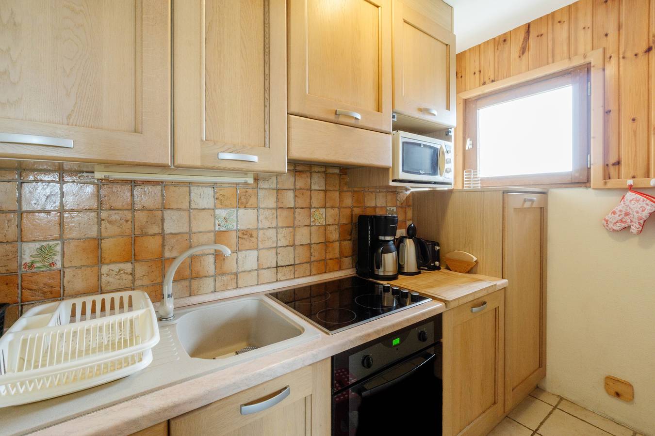 Appartement entier, Appartement "La Centaurée" avec vue sur les montagnes, jardin partagé et Wi-Fi in La Toussuire, Fontcouverte-la-Toussuire