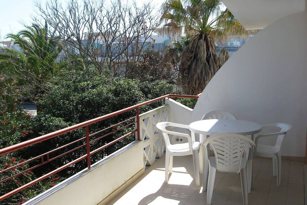 Ganze Wohnung, Wohnung in Meia Praia, Perola Eigentumswohnung in São Sebastião, Lagos