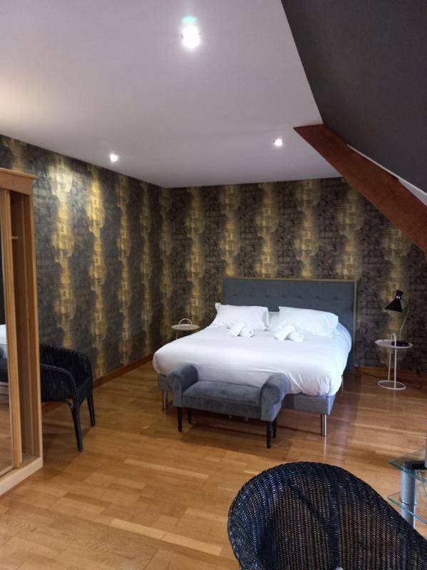 Gîte pour 2 personnes, avec vue et jardin à Arromanches-les-Bains - 2