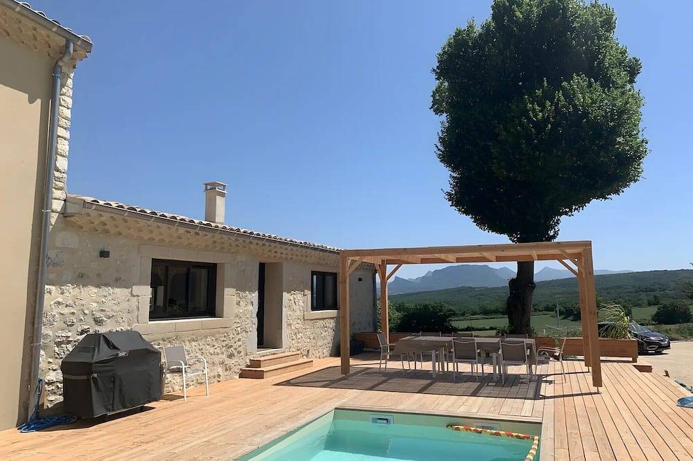 Maison de vacances 'Chant d'Étoile' avec piscine privée, climatisation in La Roche-sur-Grane, Région de Die