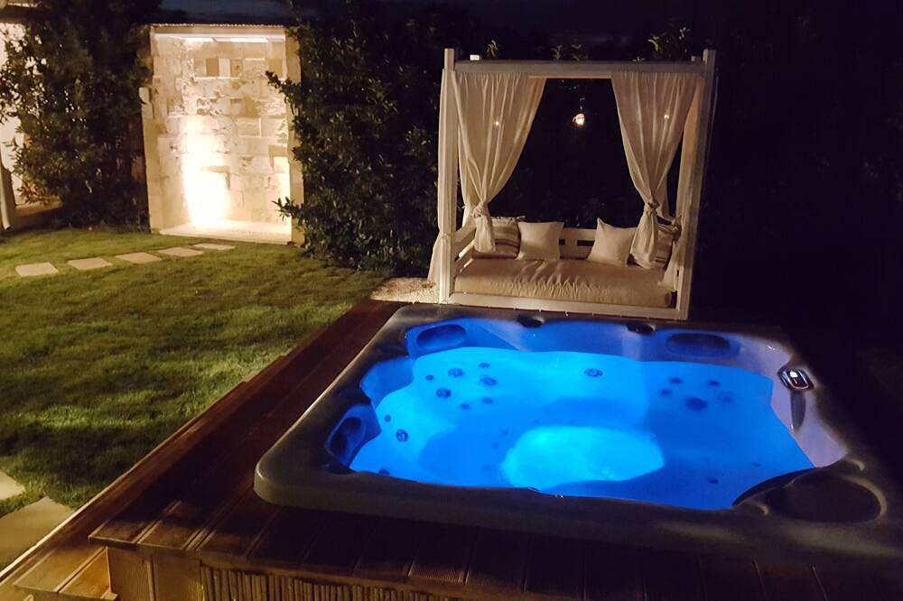 Maison De Vacances pour 4 Personnes dans Parabita, Golfe de Tarente
