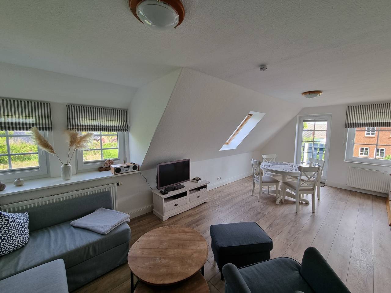 Ganze Ferienwohnung, Fluken Hüüs - Ockes Koje in Toftum (Föhr), Oldsum
