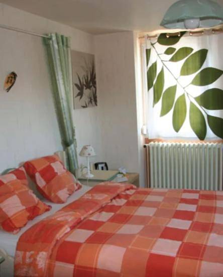 Comfort Double Room in Ambon, Côte des Mégalithes