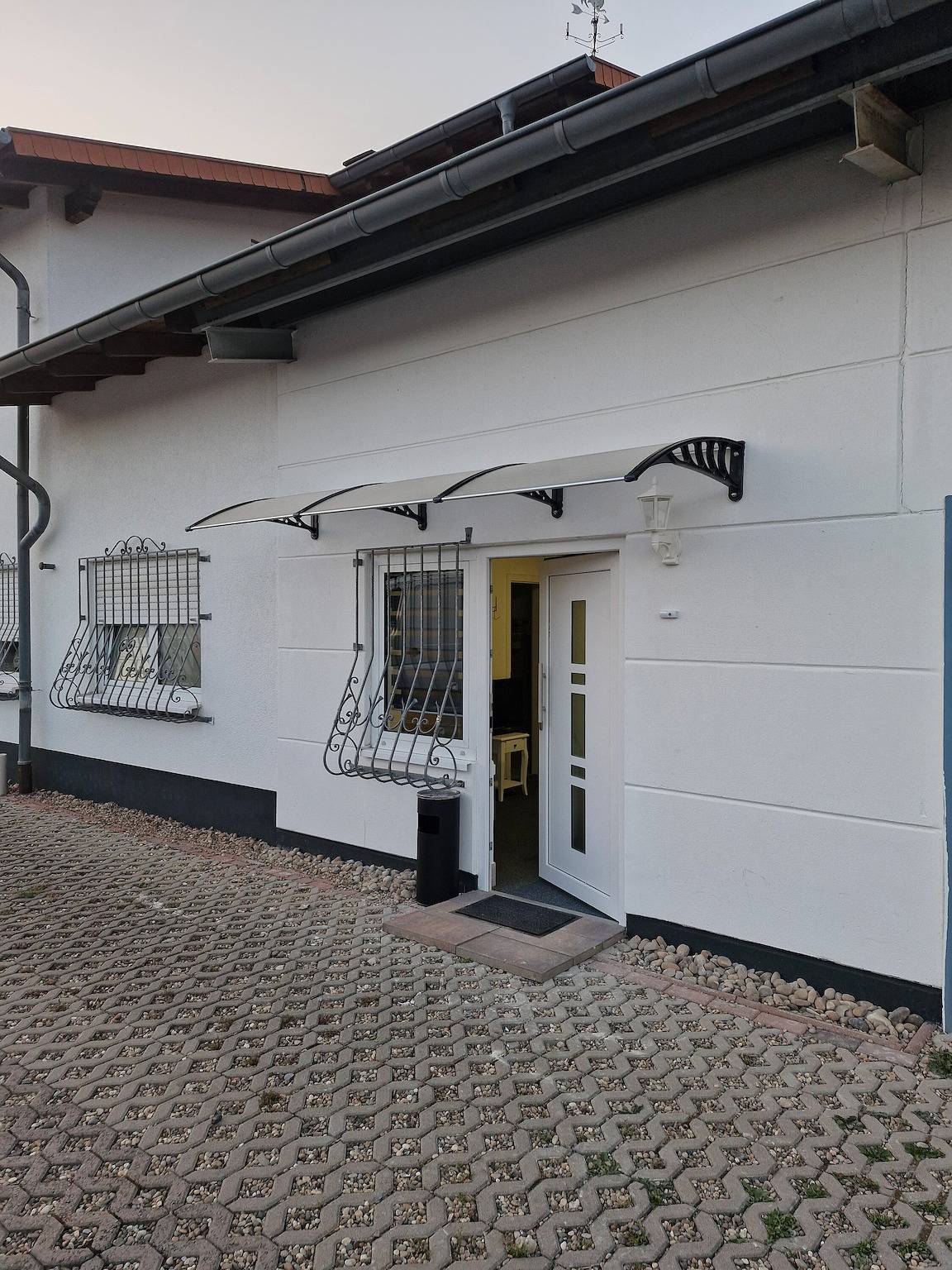 Ganze Wohnung, Gemütliches 2 bett apartment an der saar/a8,a620, in Beckingen, Saar-Nahe-Bergland