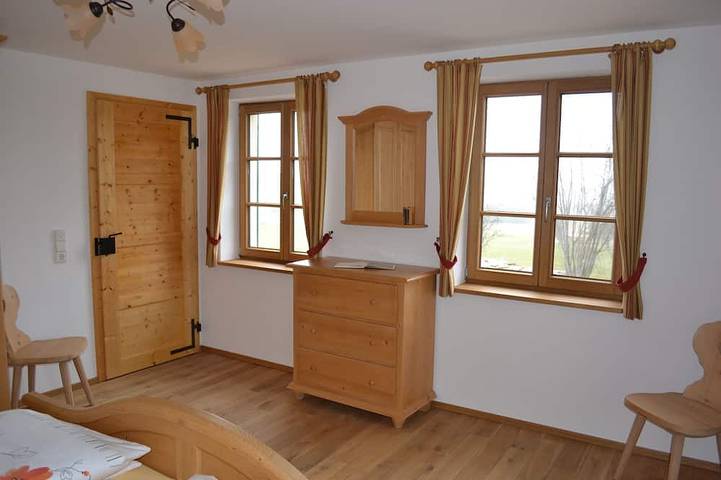 Ferienwohnung für 2 Personen, mit Sauna und Garten in Bad Waldsee - 3