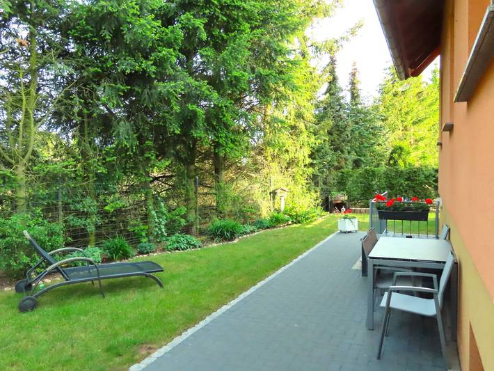 Ferienwohnung für 4 Personen, mit Terrasse und Garten in Garz