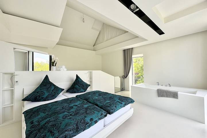 Villa mit pool für 10 Personen, mit Pool und Garten in Nordrhein-Westfalen - 2