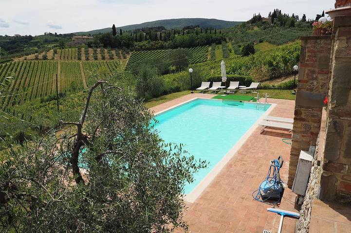 Agriturismo per 3 persone, con giardino e piscina nonché balcone in San Gimignano