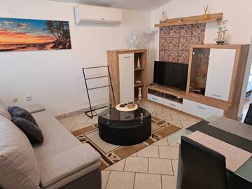 Ferienwohnung für 3 Personen, mit Garten und Terrasse, mit Haustier in Razanac