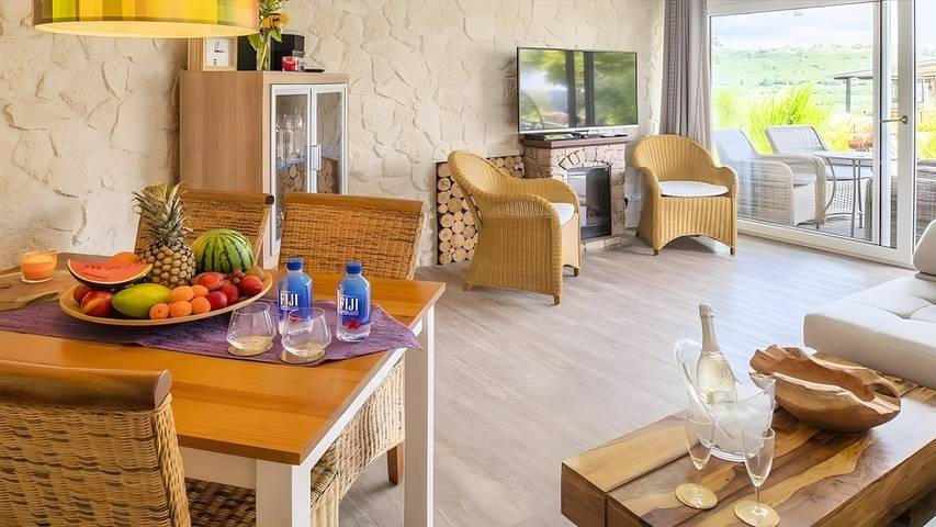 Ferienwohnung für 4 Personen, mit Sauna und Garten sowie Seeblick, mit Haustier in der Vulkaneifel