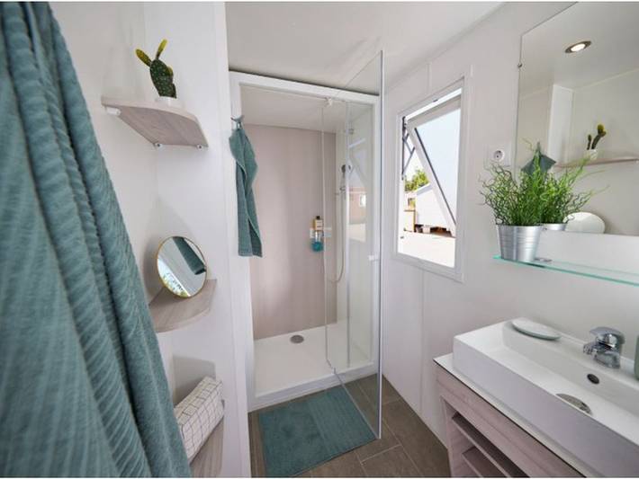 Mobil home pour 6 personnes, avec terrasse et piscine, animaux acceptés à Anduze - 4