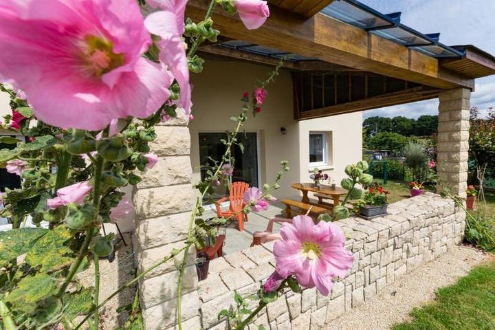 Location de vacances pour 4 personnes, avec terrasse et jardin dans Grâces - 2