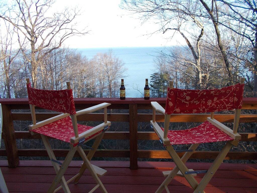 Log Cabin for 6 People in Virginia, USA