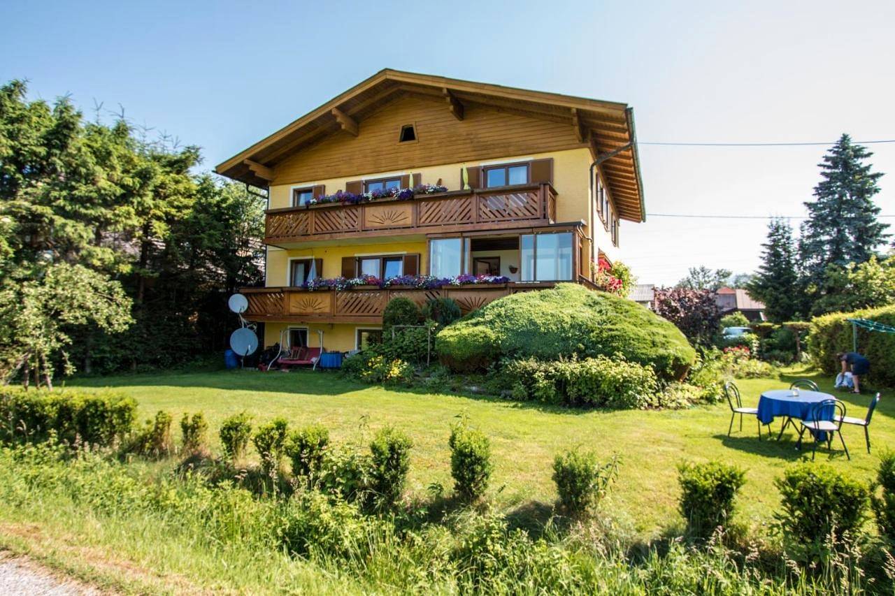 Ganze Wohnung, One-Bedroom Apartment with Balcony in Glanegg (Salzburg), Salzburg