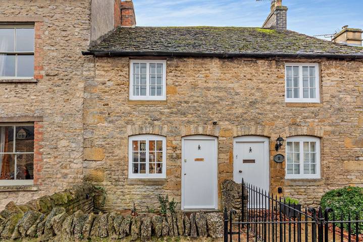 Little Cottage in Stow-on-the-Wold, Gloucestershire