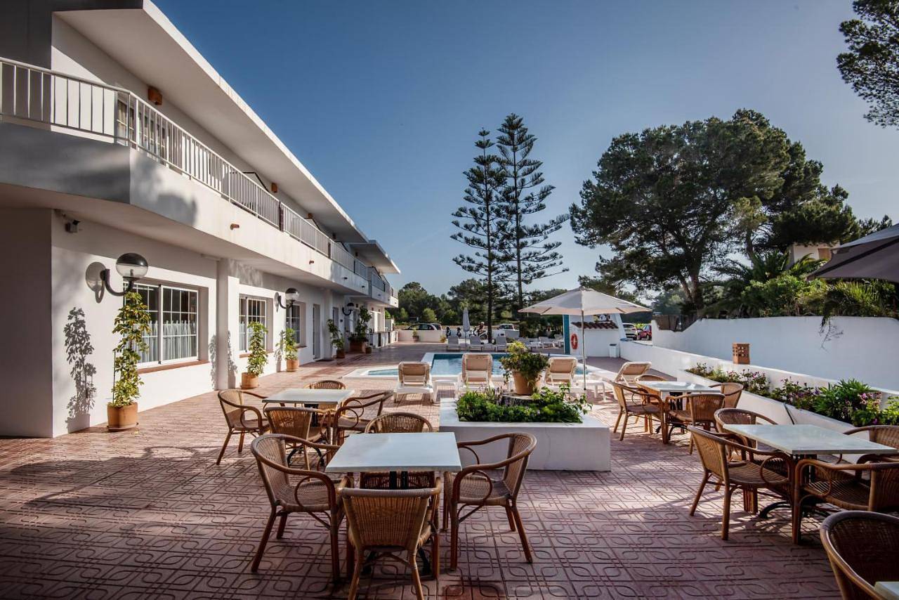 Hostal Es Pi - Emar Hotels in Playa de Migjorn, Formentera