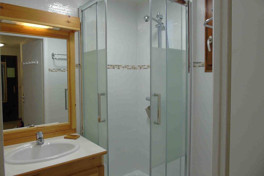 Entire apartment, Cozy apartment in Valfréjus, near lifts in Valfréjus, Modane
