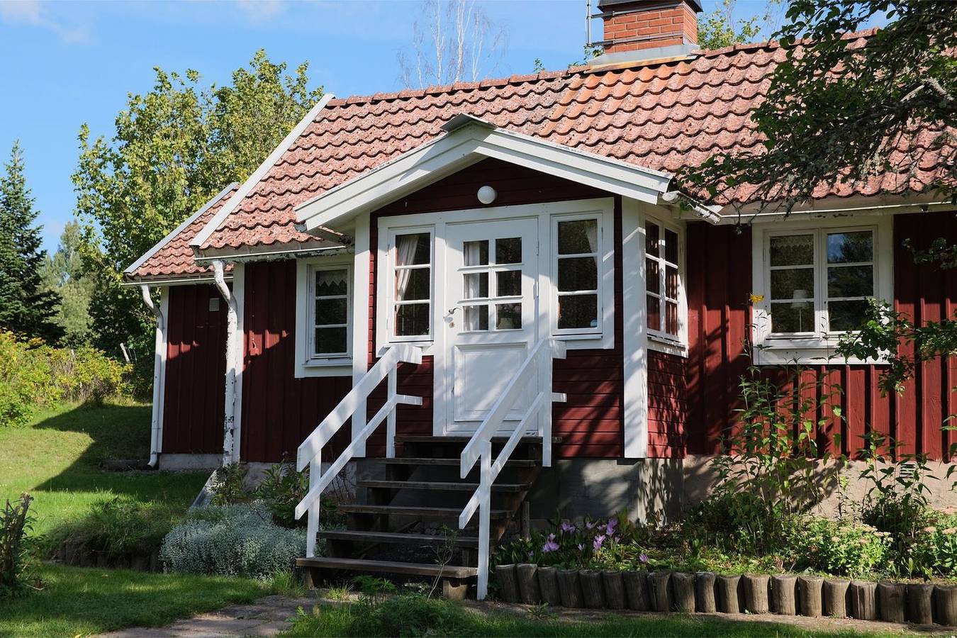 Hus för 4 Personer, med terass och trädgård