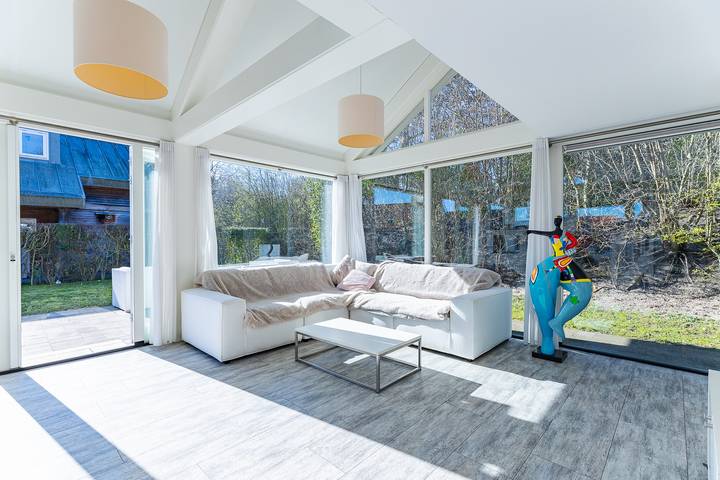 Ferienhaus für 6 Personen, mit Balkon/Terrasse und Terrasse sowie Garten in Renesse