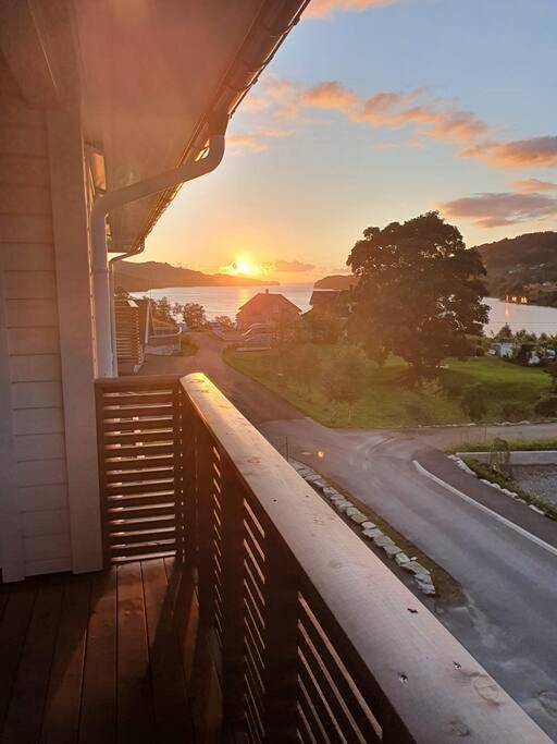 Ferienwohnung für 6 Personen, mit Terrasse und Ausblick, mit Haustier in Lindås