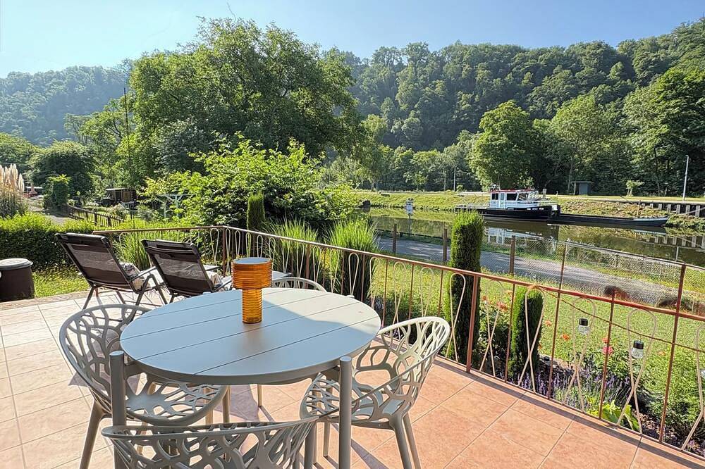 Ganze Wohnung, Jetztentspanndich in Lahnstein - Ferienwohnung direkt am Wasser in Lahnstein, Osteifel