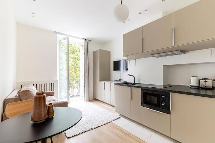 Gîte pour 2 personnes, avec balcon dans Chateau De Vincennes