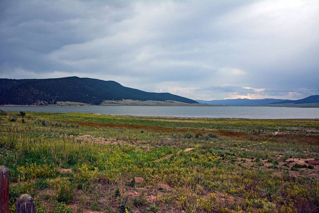 Ganze Wohnung, Golden Enchanted Getaway bei Angel Fire 2 Schlafzimmer, 2 Badezimmer Condo in Angel Fire, Colfax County