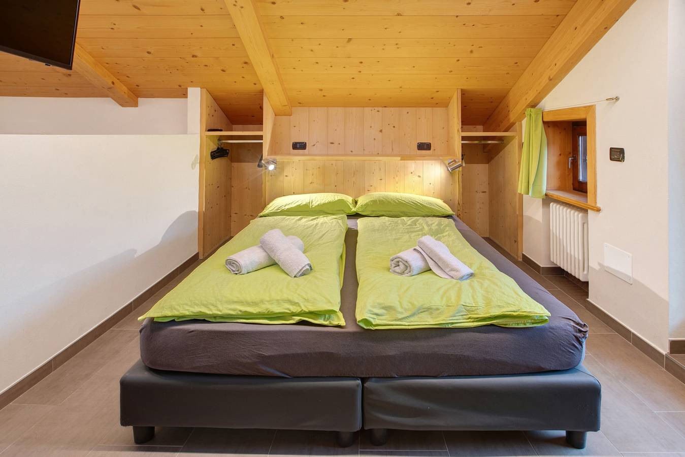 Gehele studio, Studio Appartement 'Crystal 4' met gedeeld terras, balkon en Wifi in Livigno (Town), Livigno