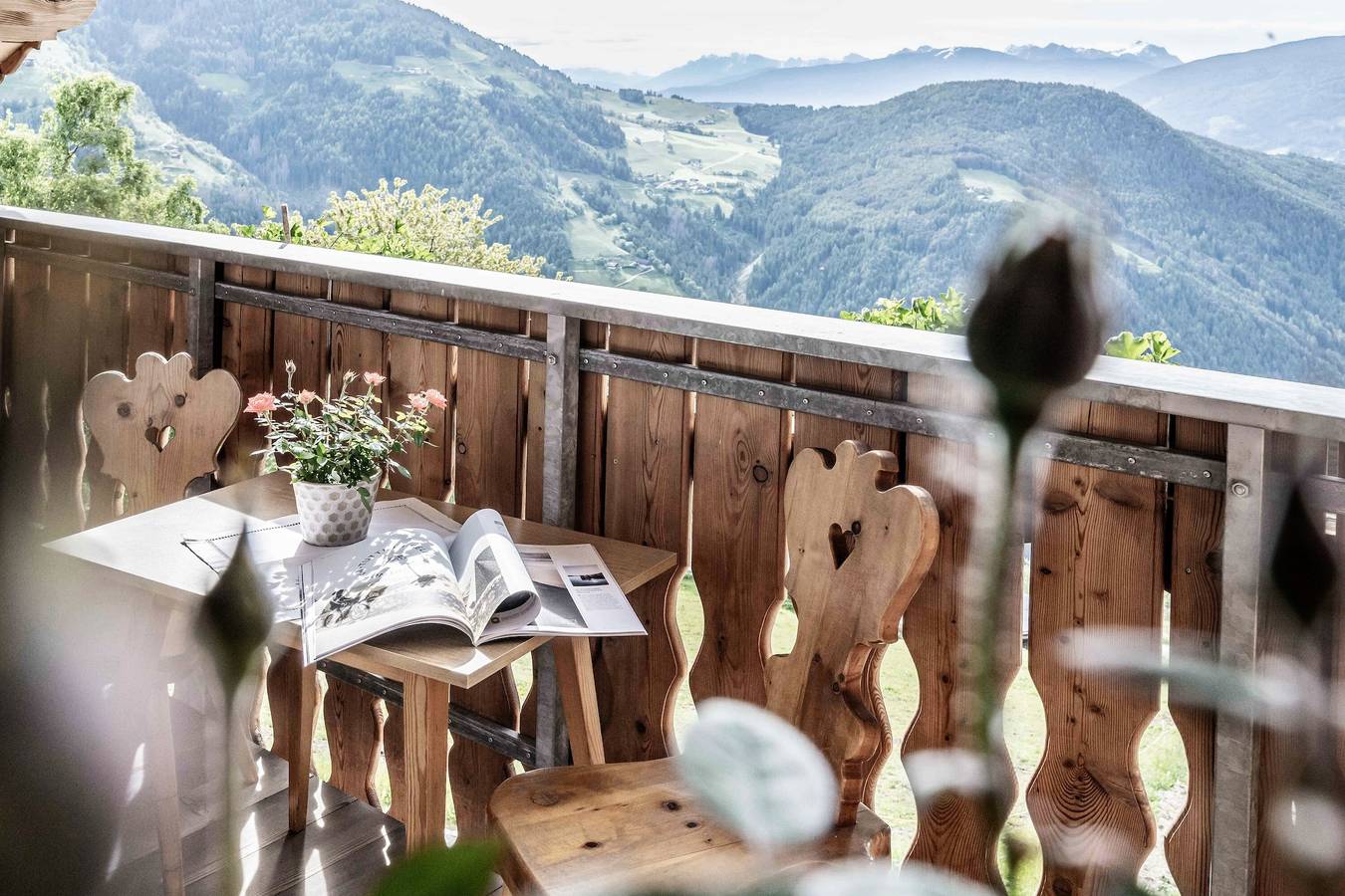 Appartamento intero, Appartamento "Oberhof Lärchenwald" con vista sulle montagne, balcone e Wi-Fi in Vallarga, Vandoies