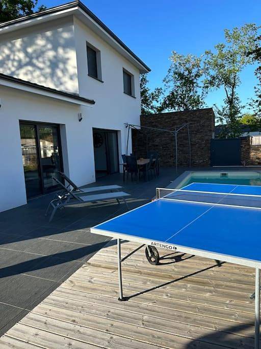 Location de vacances pour 9 personnes, avec jardin ainsi que piscine et terrasse, animaux acceptés à Marcheprime - 4