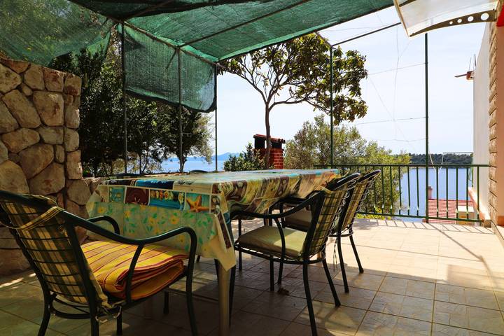 Vakantiewoning voor 6 personen, met balkon/terras, met huisdier op Korcula