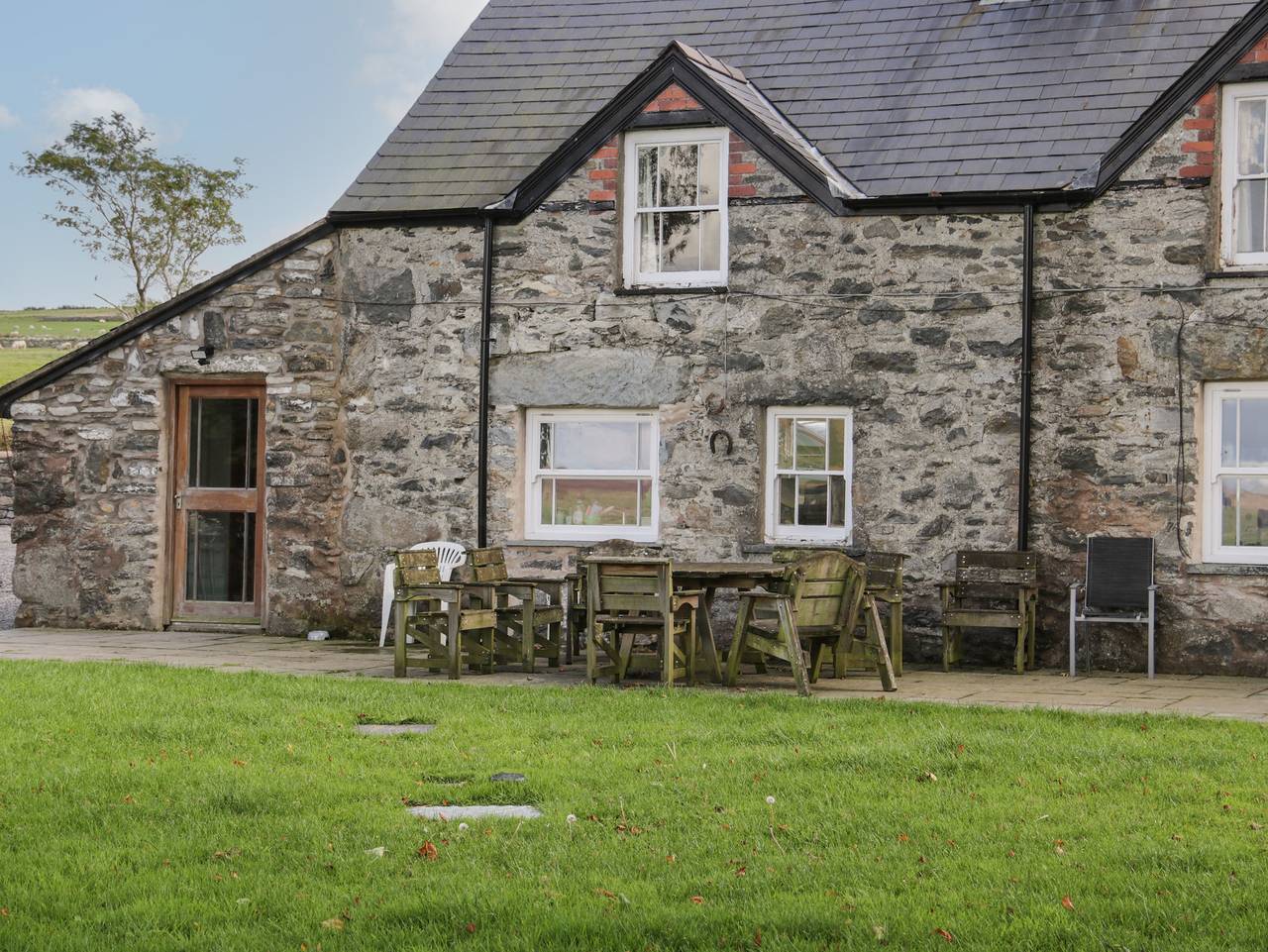 Bryn Dedwydd Farmhouse in Snowdonia