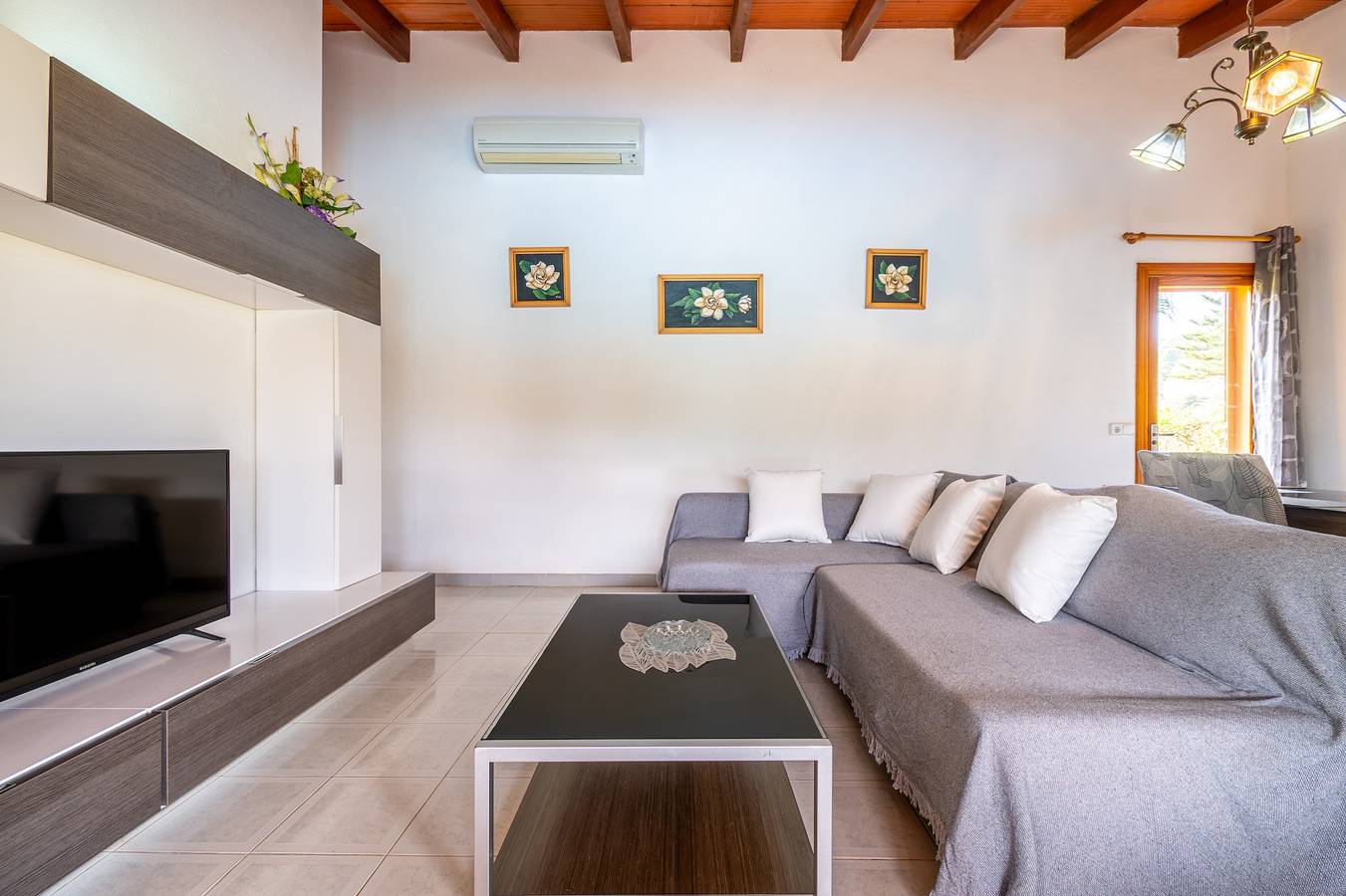 Finca 'Can Jaume Des Carritxó' mit Bergblick, Wi-Fi und Klimaanlage in Es Carritxó, Felanitx