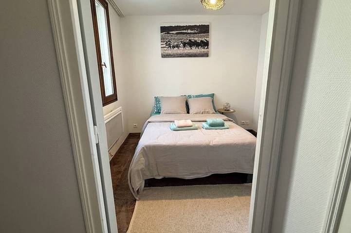Apartamento entero, The Charming One-Bedroom Apartment At 15 Rue De La Fraternite in Drancy, Sena-Saint Denis