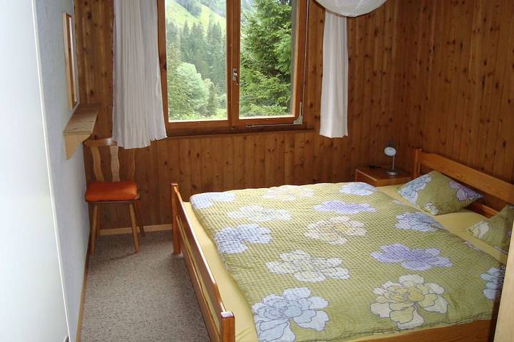 Ferienhaus für 8 Gäste mit 130m² in Glarus Süd in Elm GL, Glarus Süd
