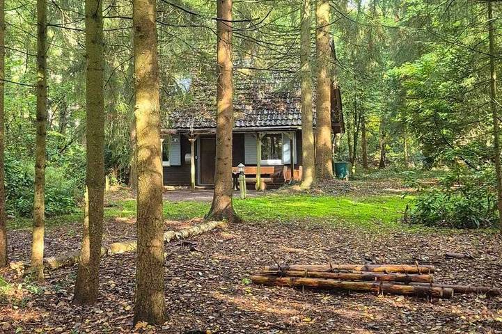Ferienhaus für 8 Personen, mit Garten und Terrasse in Hatten