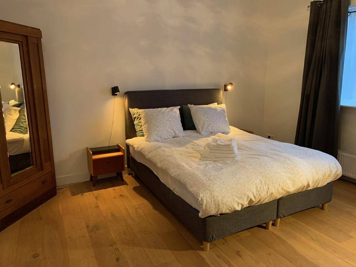 Deluxe Double Room with Shower in Doesburg, IJssel