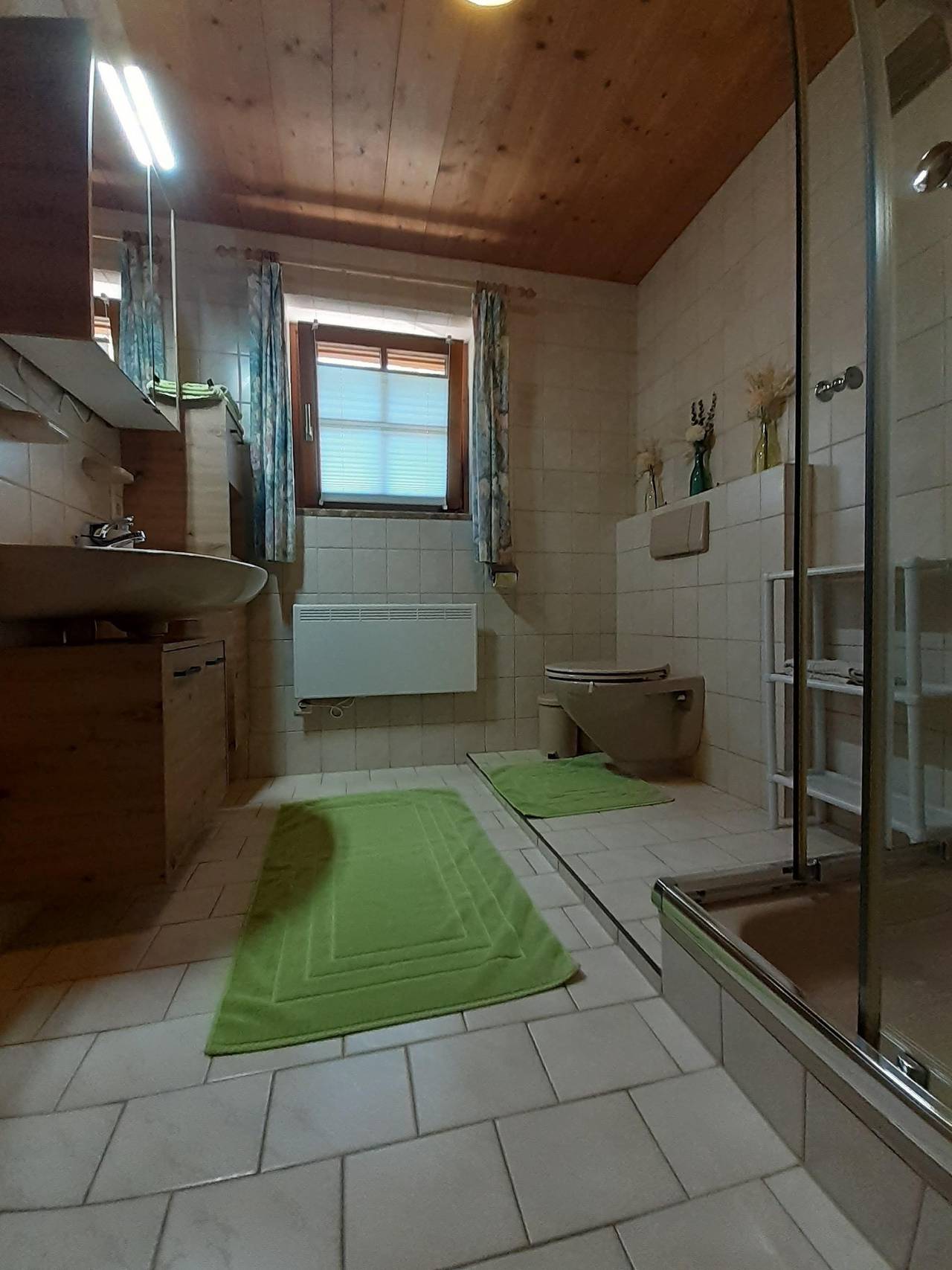 Ganze Ferienwohnung, Apartment/2 Schlafräume/Dusche, Wc in Lofer, Pinzgau