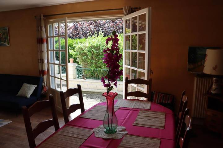 Location de vacances pour 6 personnes, avec terrasse à Viarmes - 2