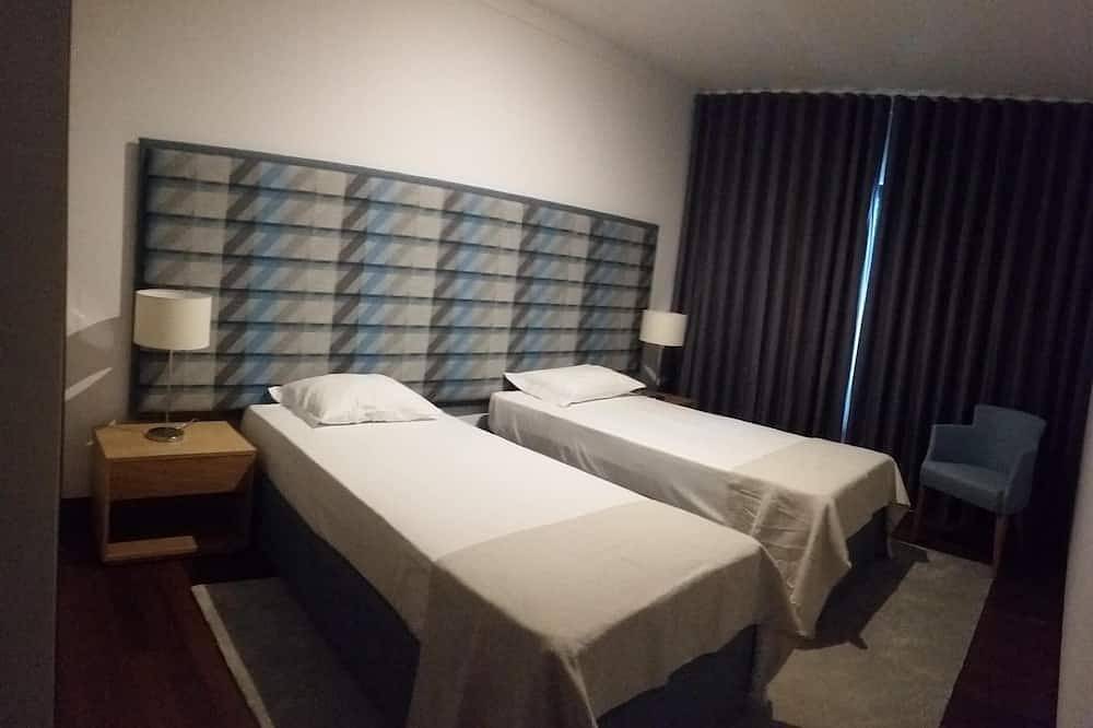 Mediterrane Villen in Caniço, Madeira