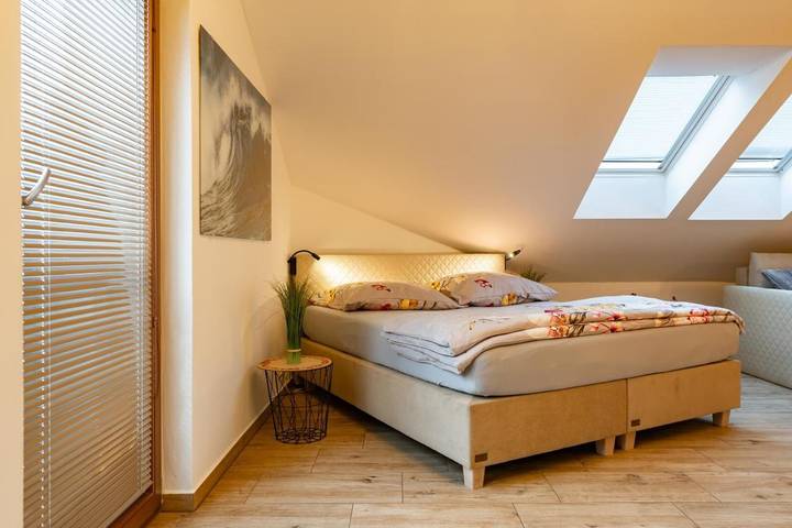 Gîte pour 4 personnes, avec sauna et terrasse ainsi que jacuzzi et piscine, animaux acceptés à Plzeň - 2