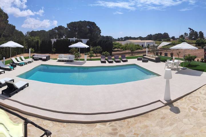 Ferienhaus für 8 Personen, mit Pool und Terrasse sowie Garten auf Formentera