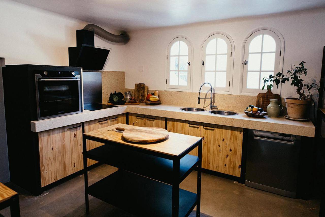 One-Bedroom Villa in Cornillon-Confoux, Côte méditerranéenne (France)