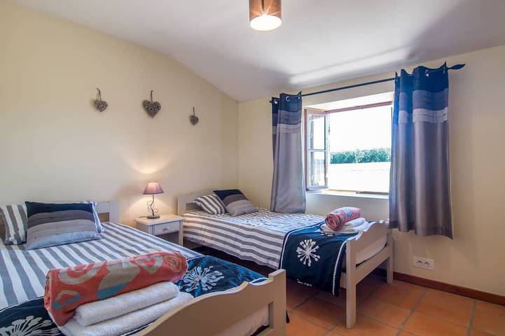 Location de vacances pour 25 personnes, avec jardin ainsi que piscine et jacuzzi, animaux acceptés à Razac-d'Eymet - 4